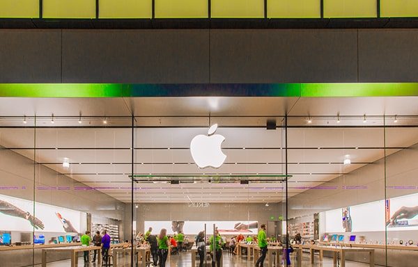 Apple storefront at Downtown Summerlin